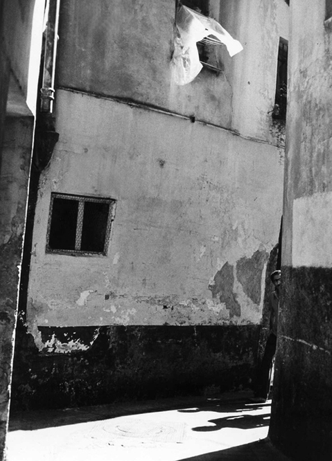 1982-57-04 Nice_vieille_ville