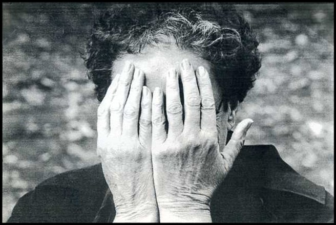 71-annie_proulx-handen