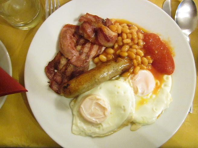 2014-2503 breakfast. PHOTO GUSTAVE PETIT