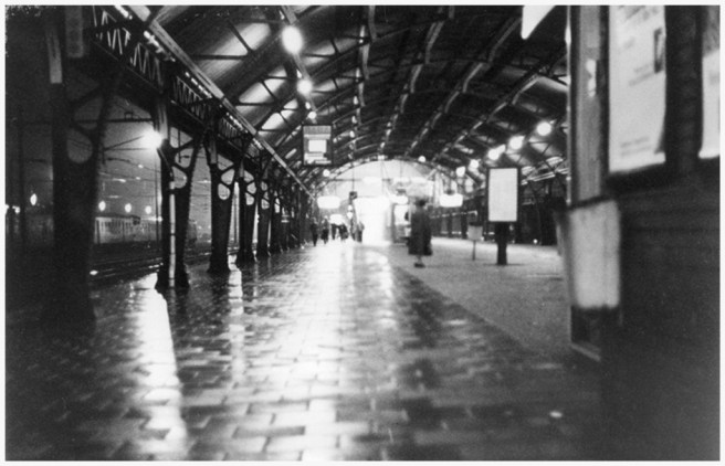 1981-16-32 db sttn rgn FOTO GERTRUDSDOTTIR